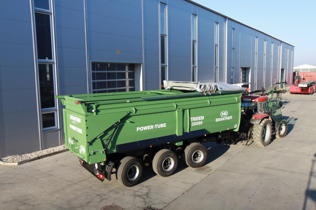 Brantner Kipper und Anhänger - Schiebeplane mit hydraulischer Ansteuerung, nicht für Aufbau 2300 mm möglich