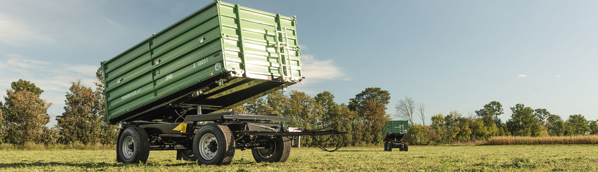 Der Brantner Zweiachs Dreiseitenkipper Z18051/2XXL, das Profiprodukt für den ambitionierten Landwirt.