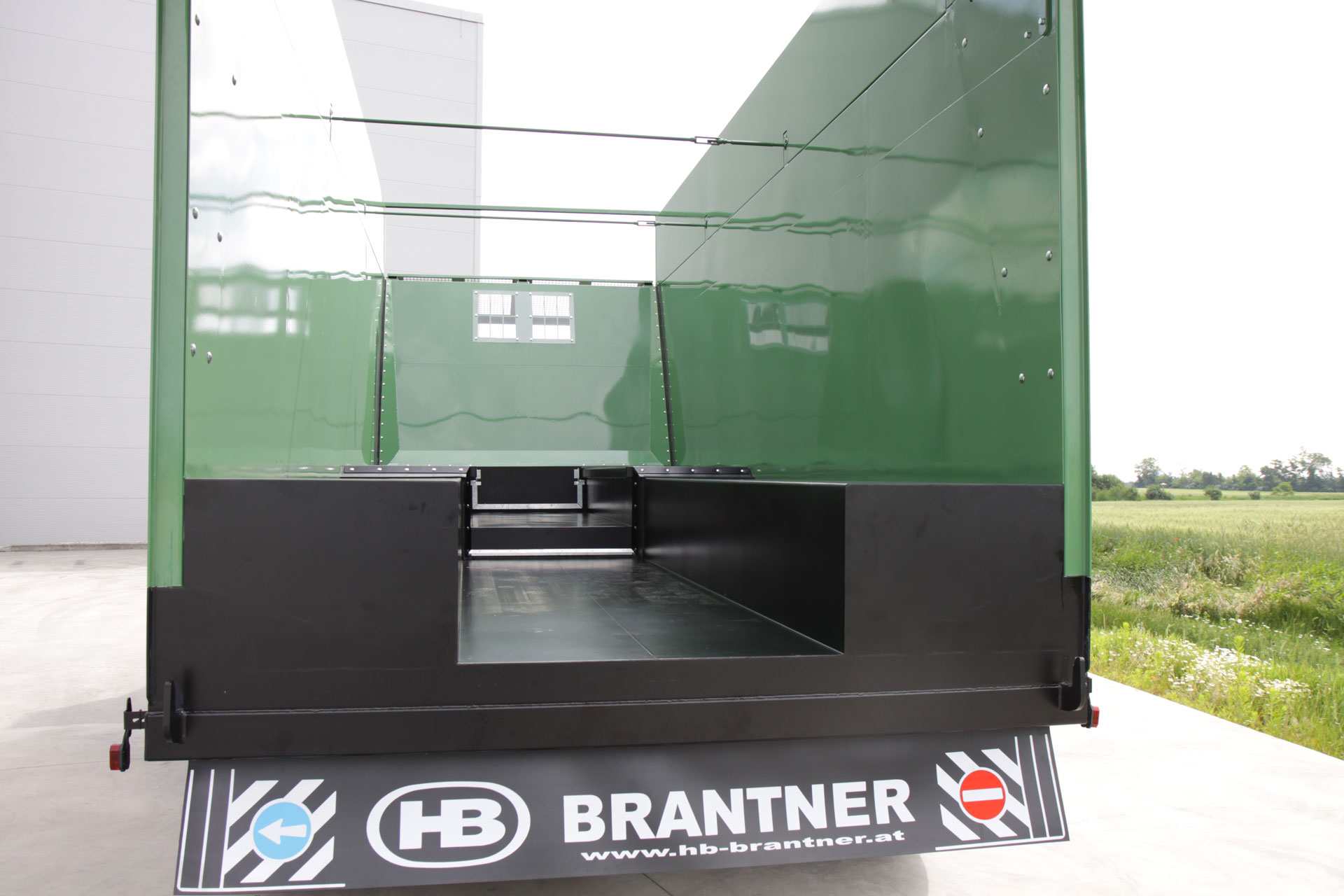 Brantner push-off dumper.