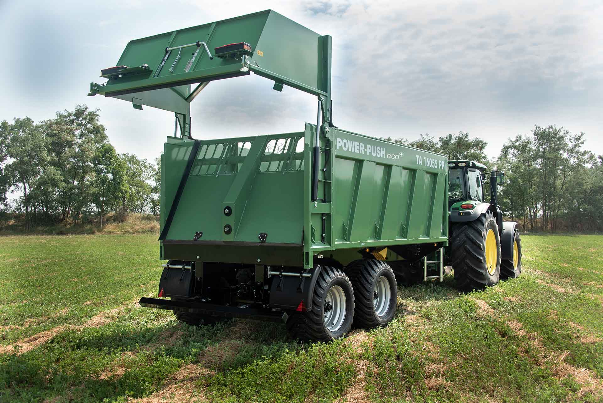 Brantner Abschiebewagen mit kurzer Bauweise.