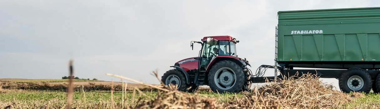 Der Brantner Stabilator ist der Profi Kipper für den ambitionierten landwirtschaftlichen Einsatz.