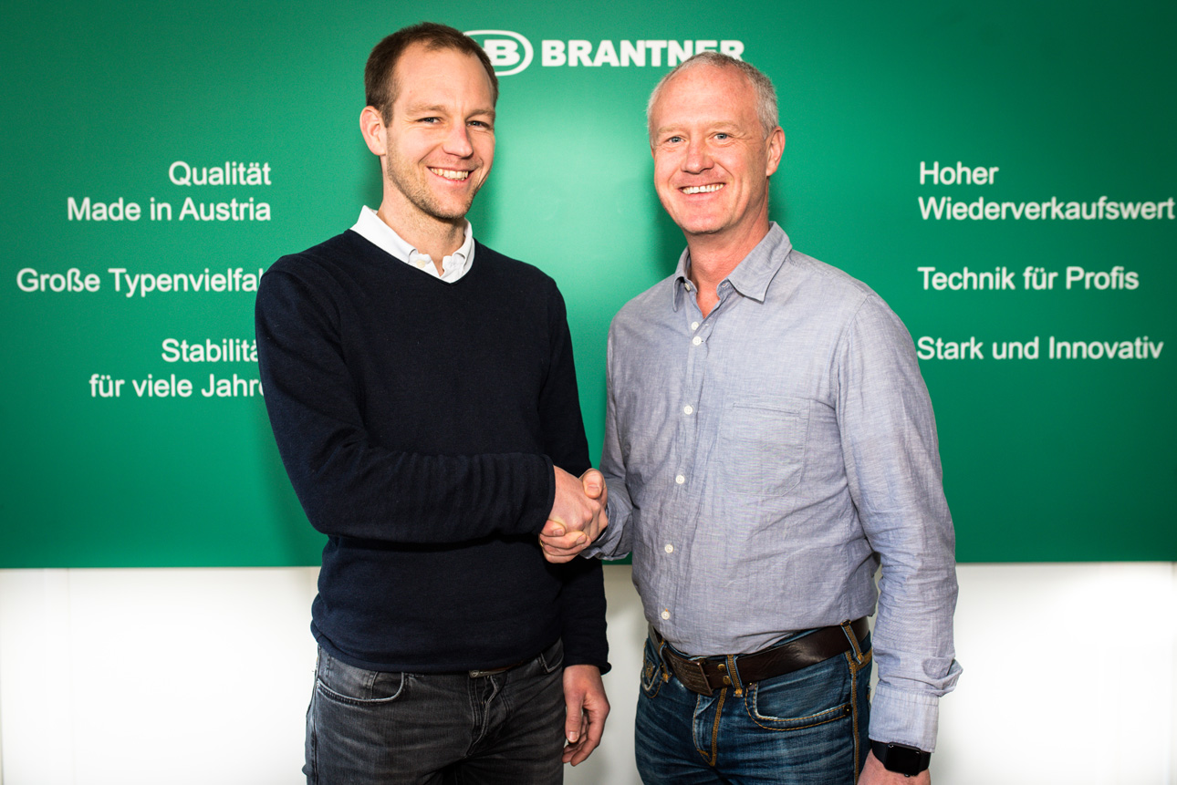 Brantner Fahrzeugbau und Dieter Kress GmbH feiern 25 Jahre Partnerschaft Brantner Fahrzeugbau und Dieter Kress GmbH feiern 25 Jahre Partnerschaft